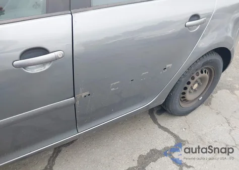 2008 Volkswagen Rabbit S из США, поврежденный, VIN WVWCB71K08W223728